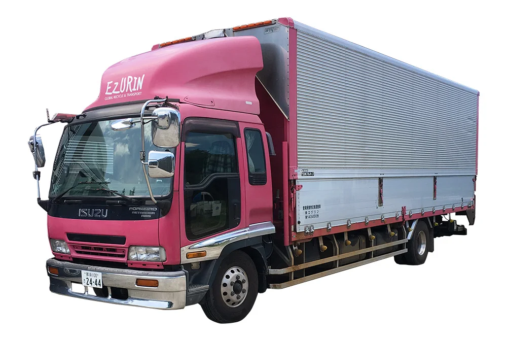 エヅリンのロゴが入った4tウイング車