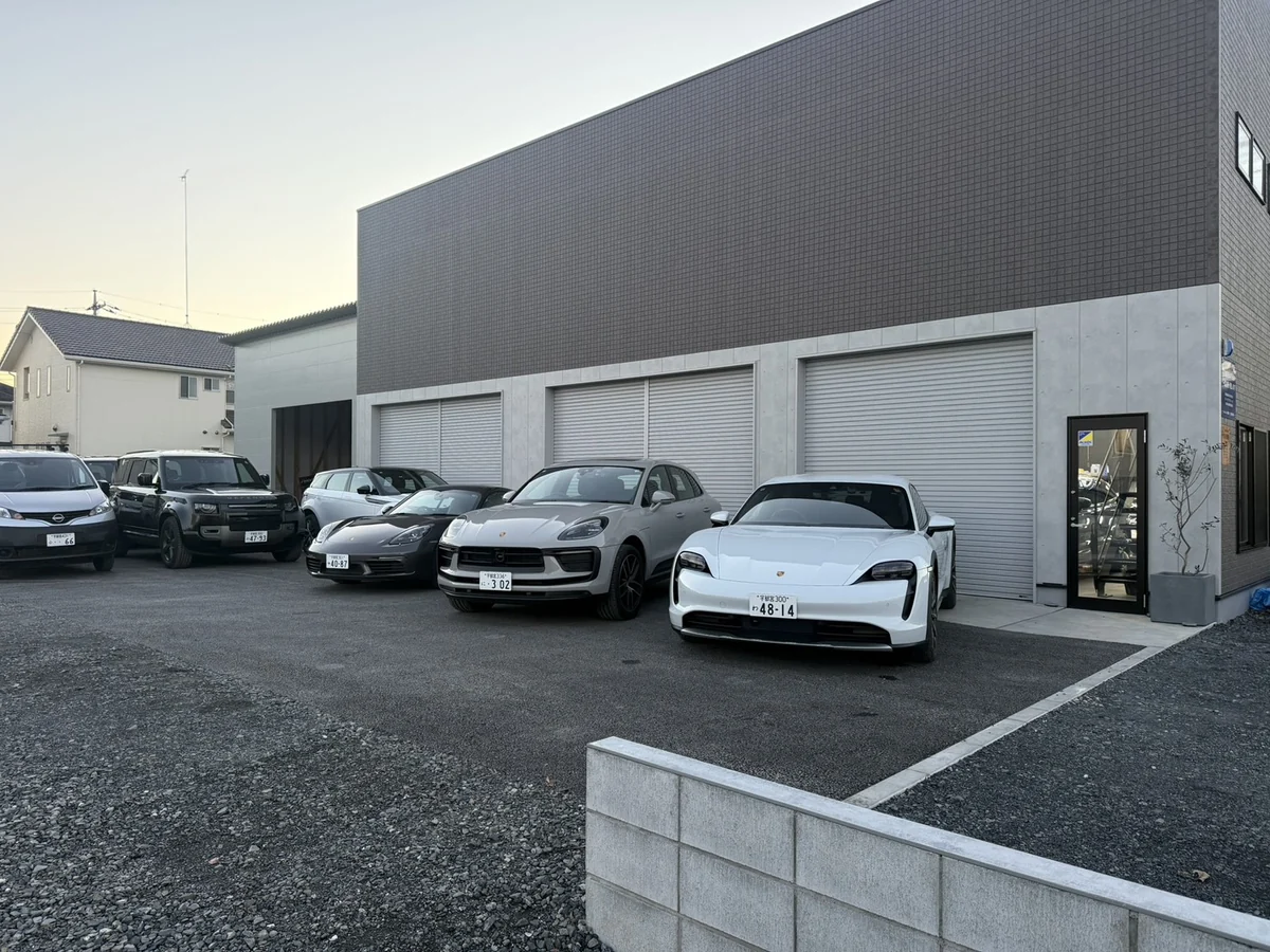 細部まで手を入れる作業｜株式会社ray
